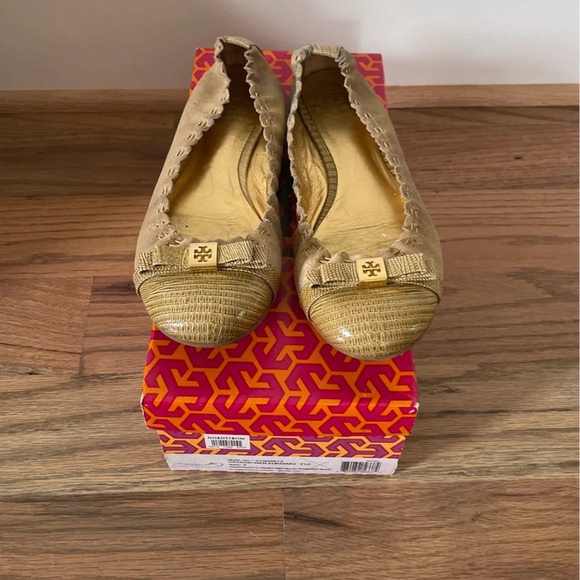 Tory Burch Metallic Powder Suede Ballet Flats  7 - Picture 2 of 4